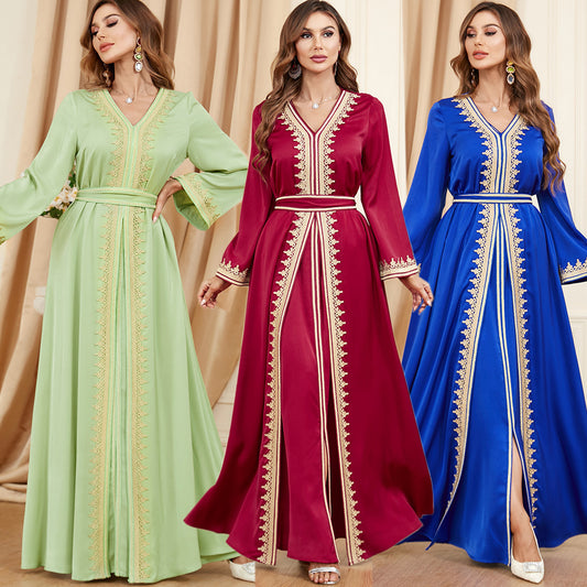 Robe Caftan Orientale Élégante – Broderies Dorées