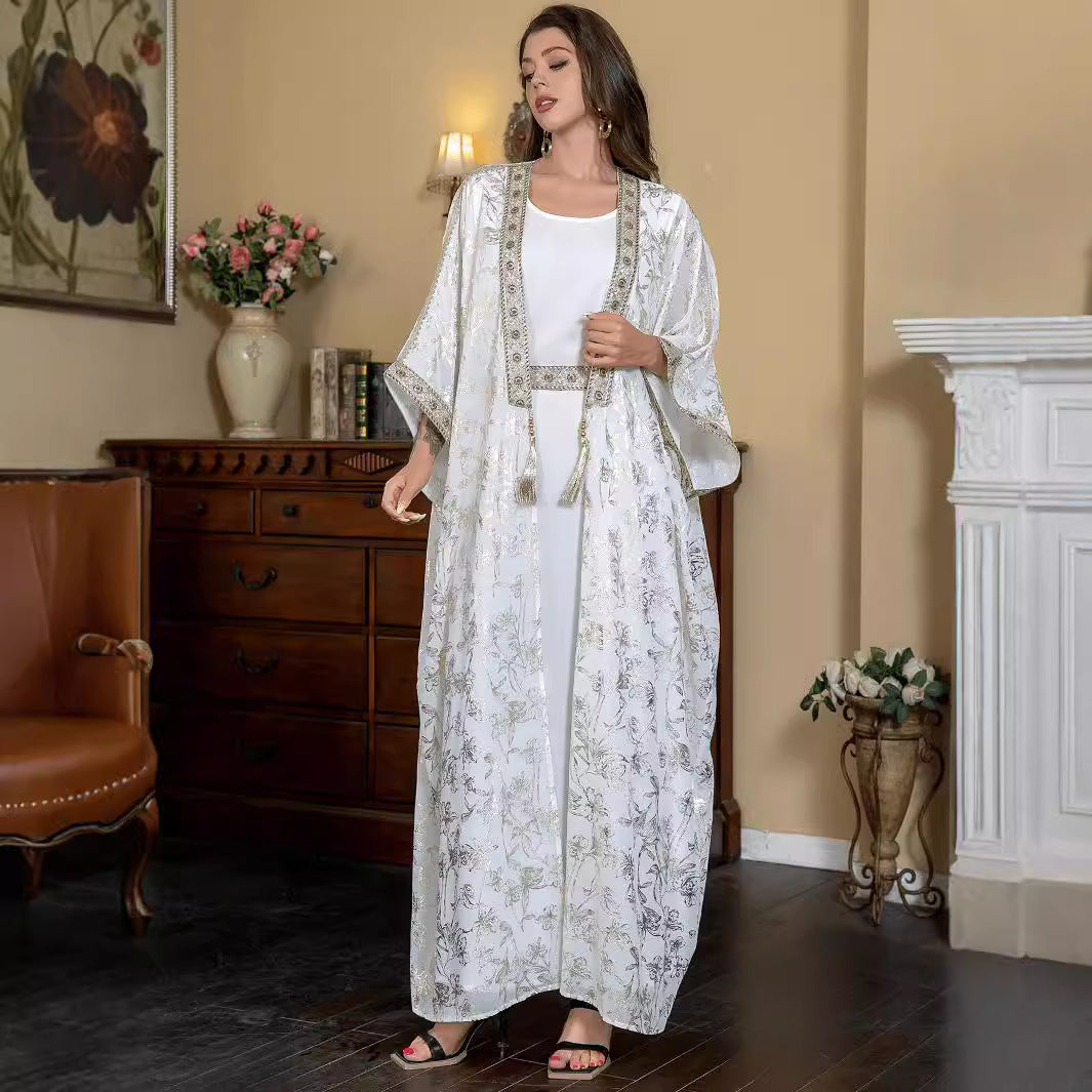 Abaya Brodée Blanche – Élégance & Raffinement