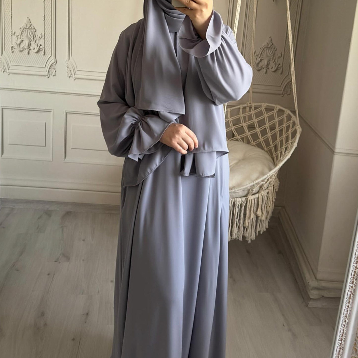 Abaya brodée florale – Élégance raffinée pour femme pudique