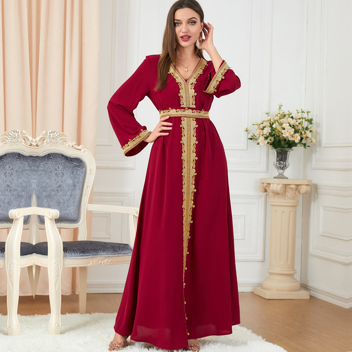 Robe Caftan Orientale Élégante - Broderie Dorée Menthe Douce
