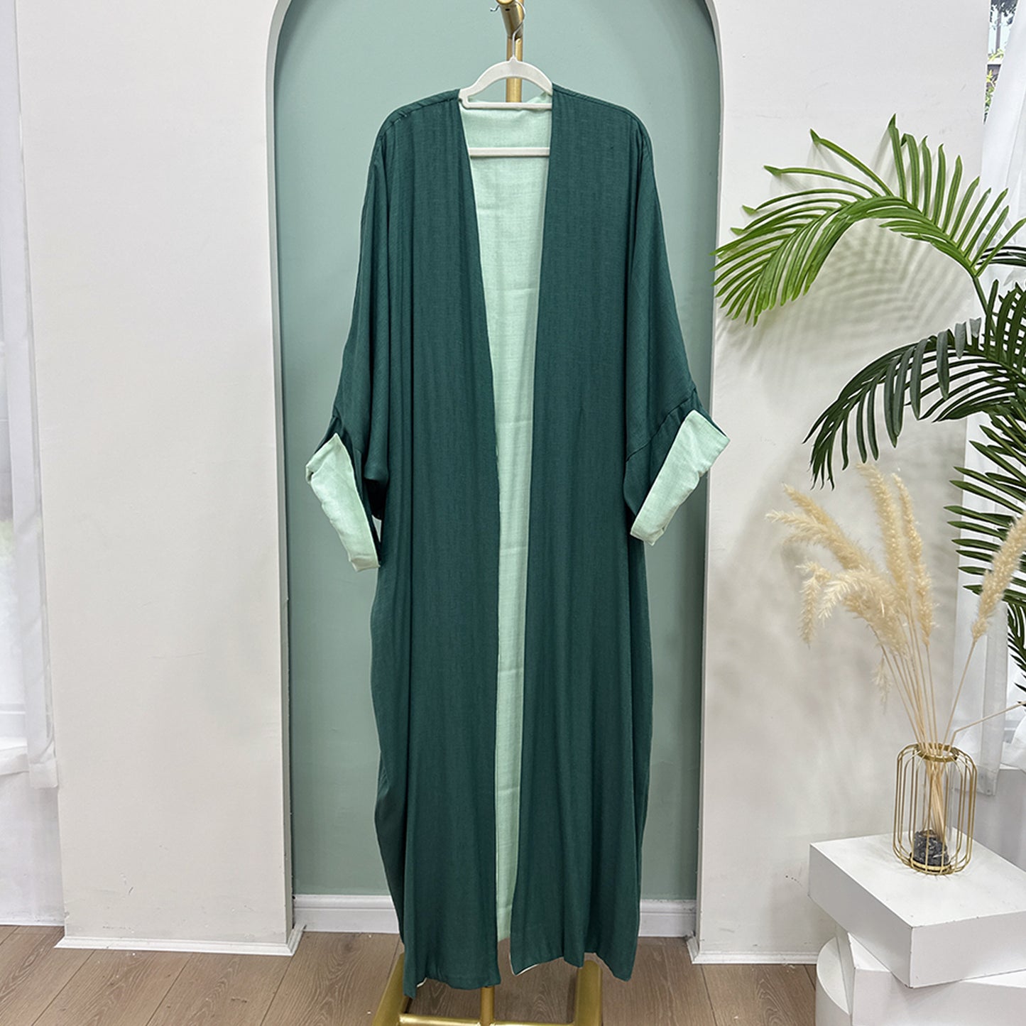 Abaya Bicolore Élégante – Bleu Marine & Bleu Ciel